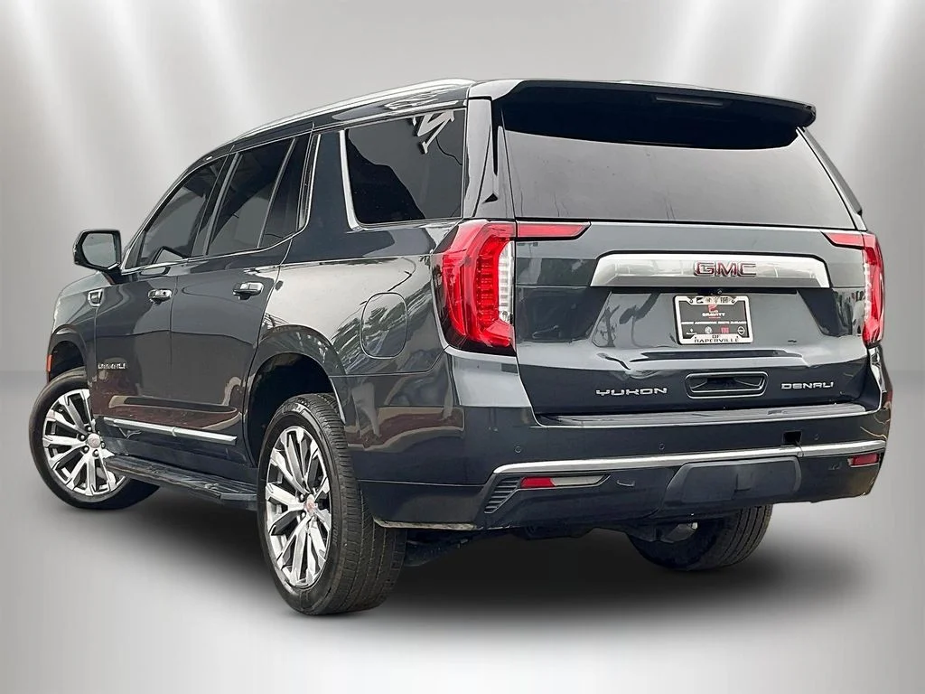Used 2021 Hunter Green GMC Denali image 4