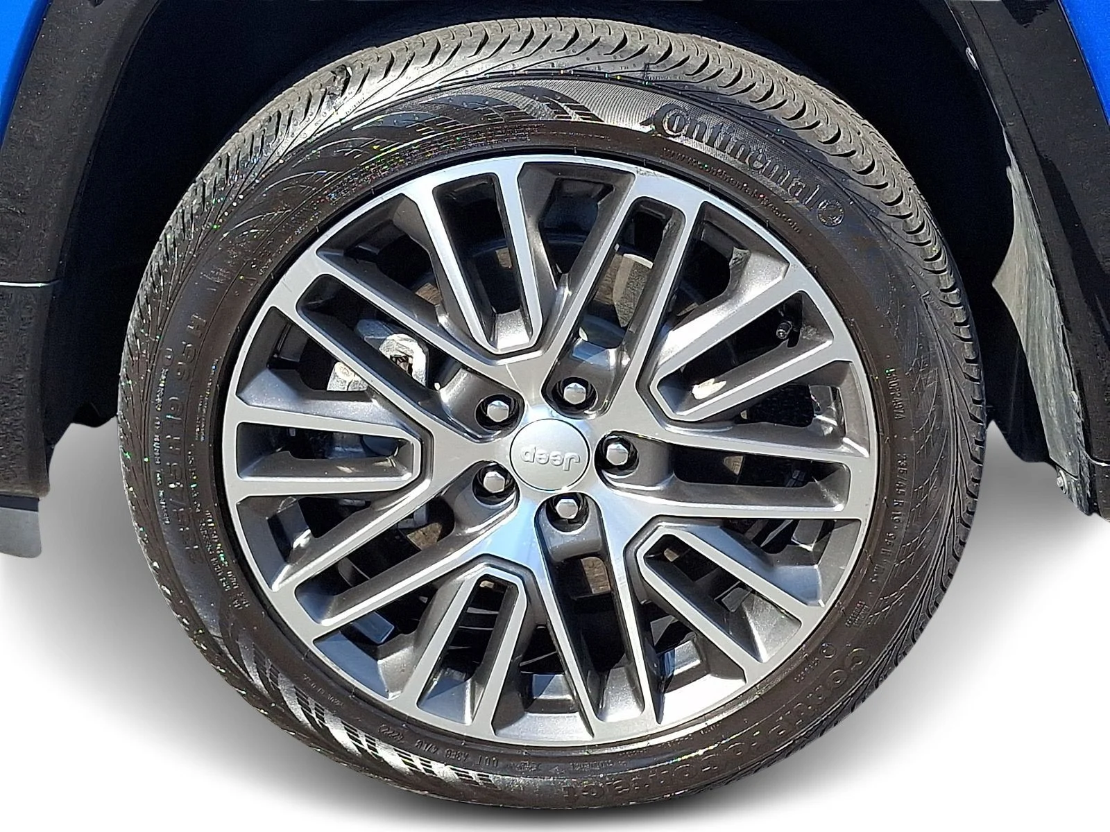 Used 2023 Laser Blue Pearlcoat Jeep Limited image 7