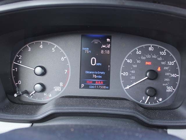Used 2024 Pearl Toyota L image 9