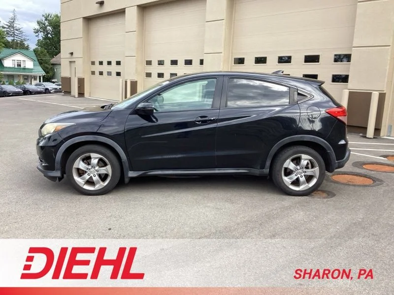 Used 2016  Honda EX image 4
