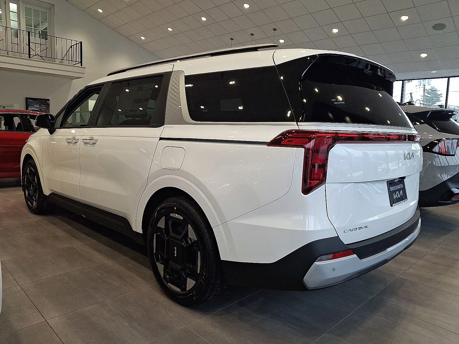 New 2026 Snow White Pearl Kia EX image 3