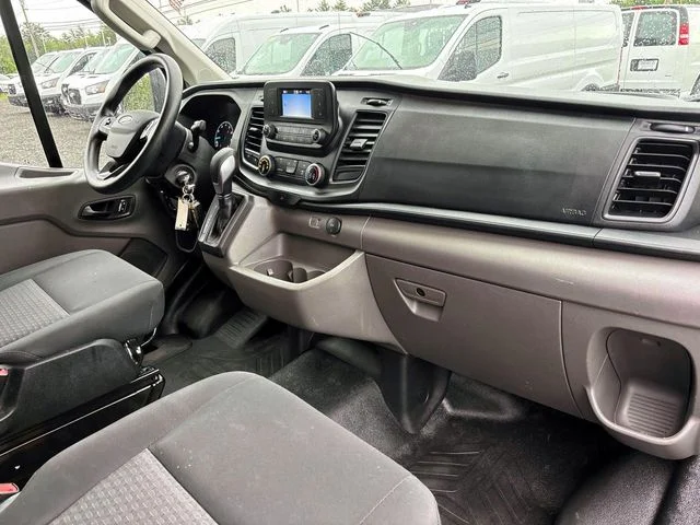 Used 2025 White Ford  image 17