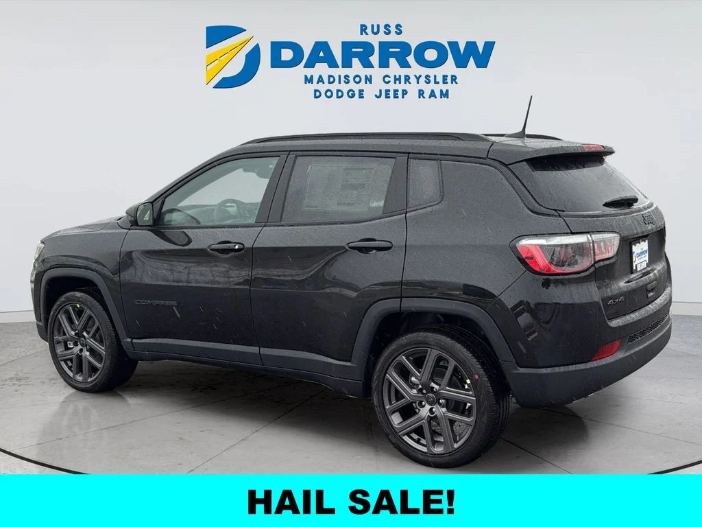 New 2026 Black Jeep Latitude image 3