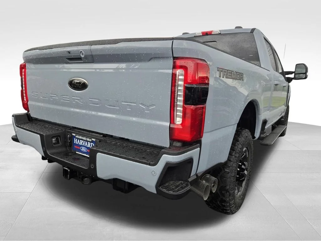 New 2026 Glacier Gray Metallic Tri-Coat Ford F-250® Lariat® image 29