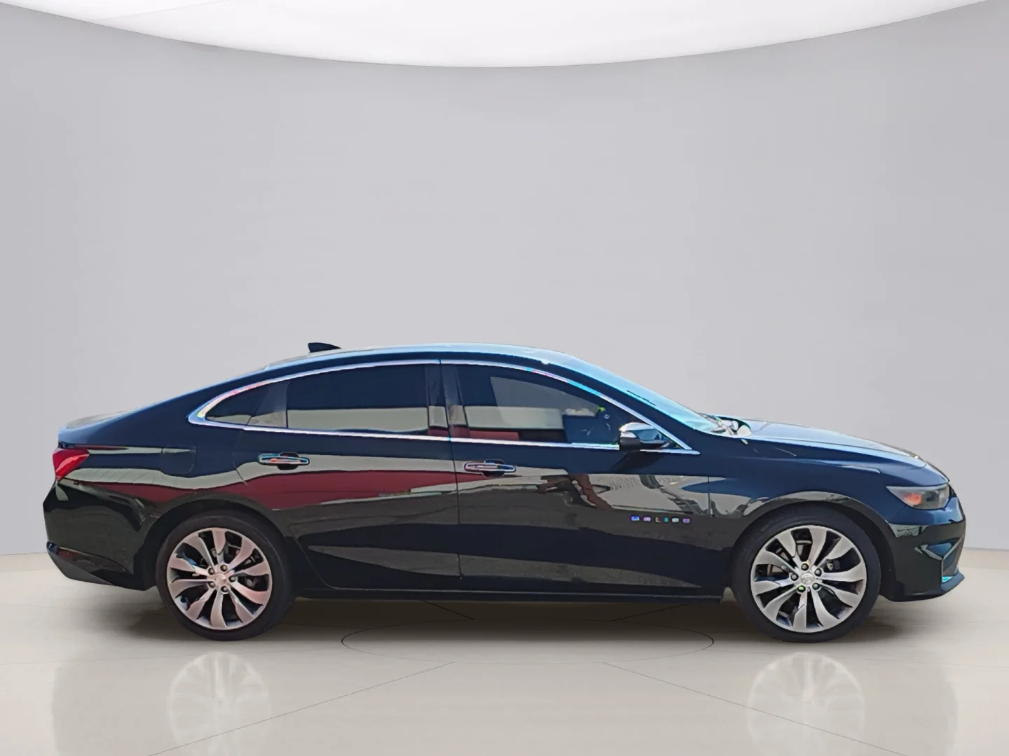 Used 2016 Black Chevrolet PREMIER image 4
