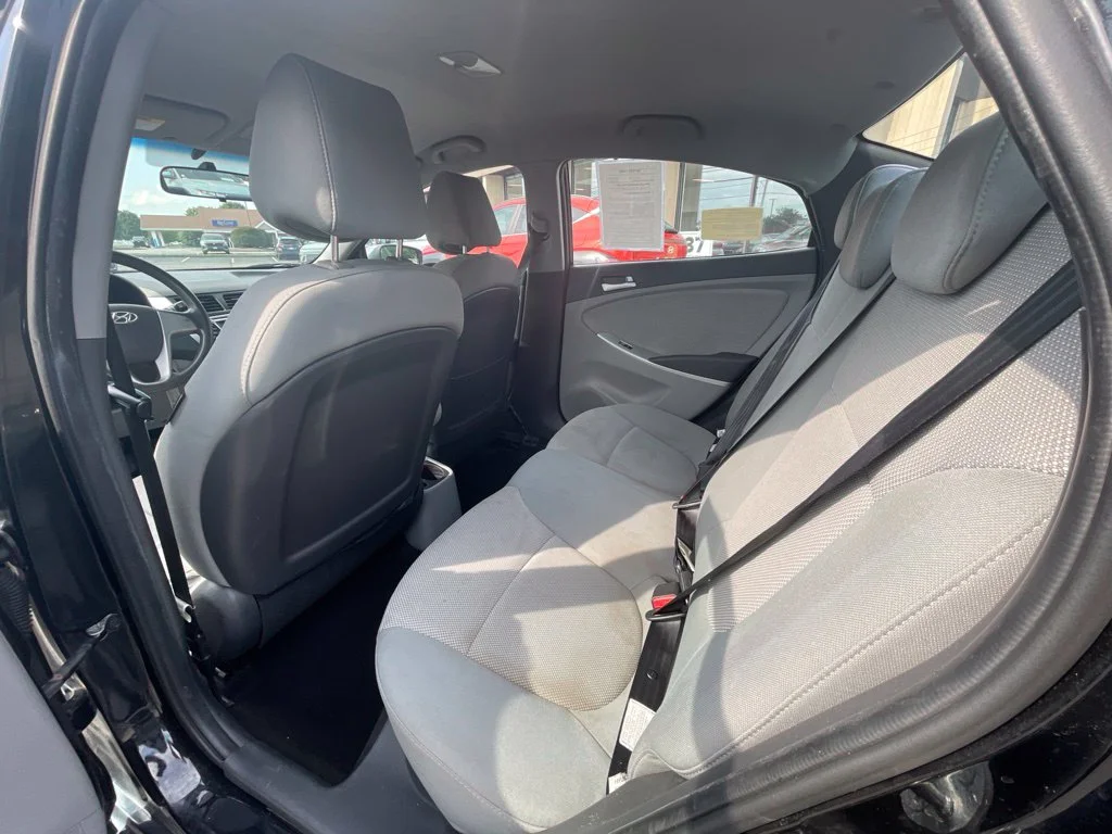Used 2013 Black Hyundai GLS image 24