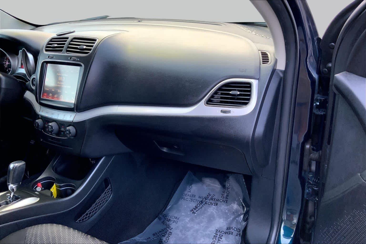 Used 2014 Fathom Blue Pearlcoat Dodge SXT image 16