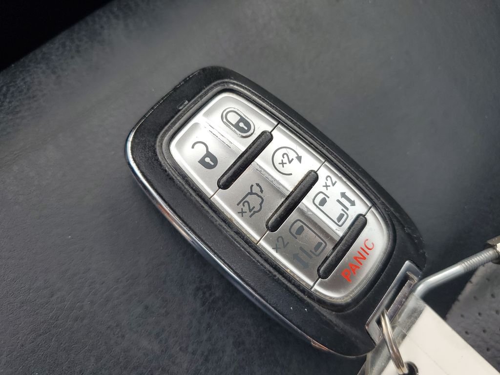 2017 Chrysler Pacifica Touring-L Plus - Photo 28