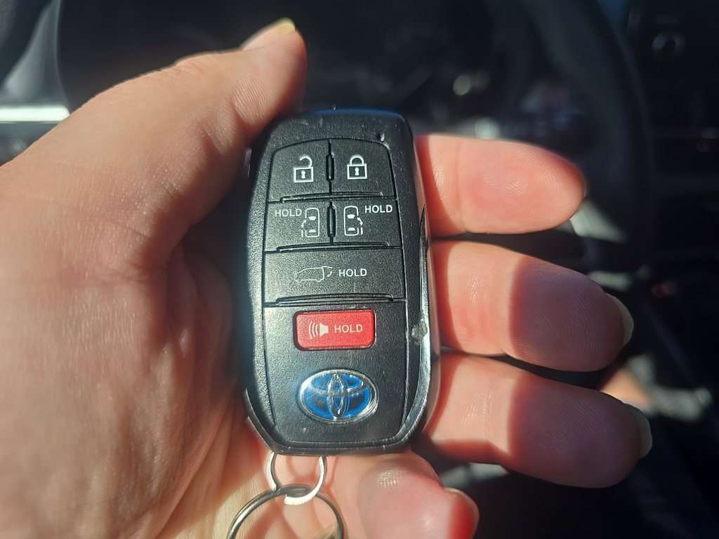 Used 2025 Gray Toyota XLE image 18