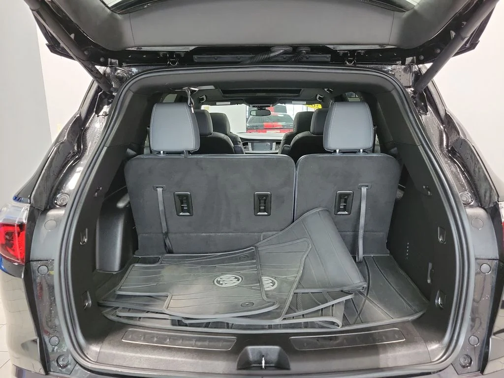 Used 2023 Black Buick Essence image 15