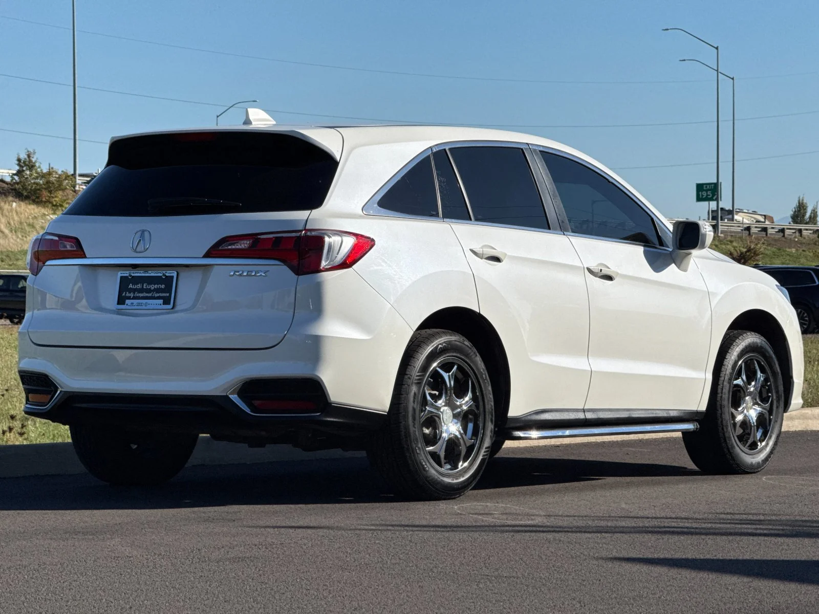 Used 2017  Acura Technology Package image 3