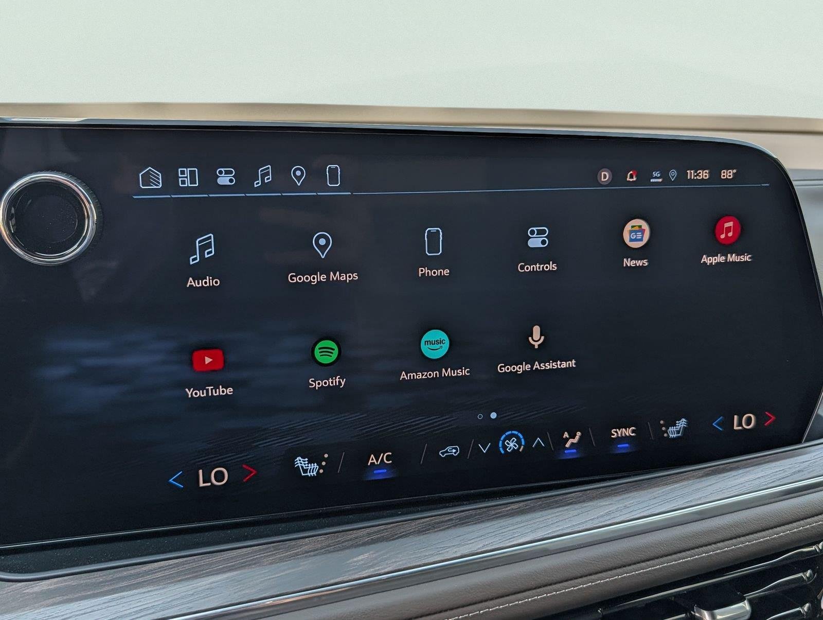 2026 Chevrolet Tahoe LT - Photo 20