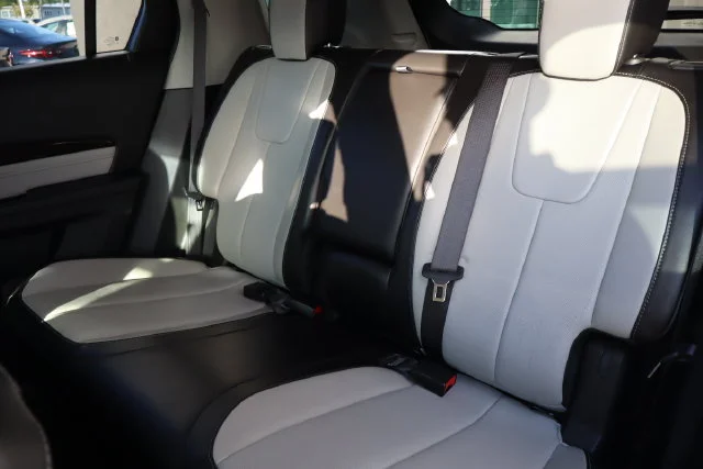 Used 2016 Summit White GMC Denali image 15