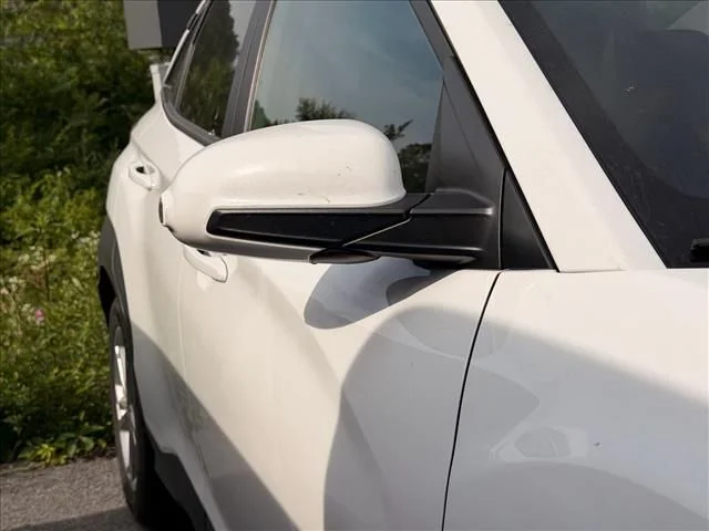 Used 2022 White Hyundai SEL image 23