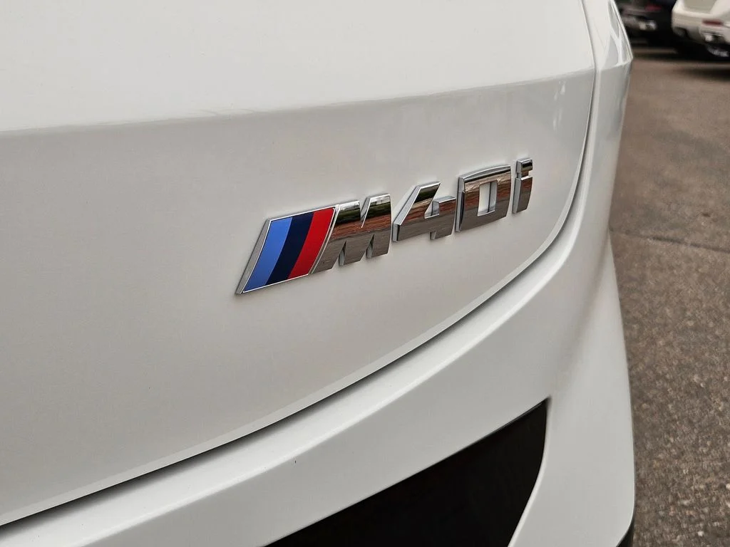 Used 2025 Alpine White BMW M40i image 12