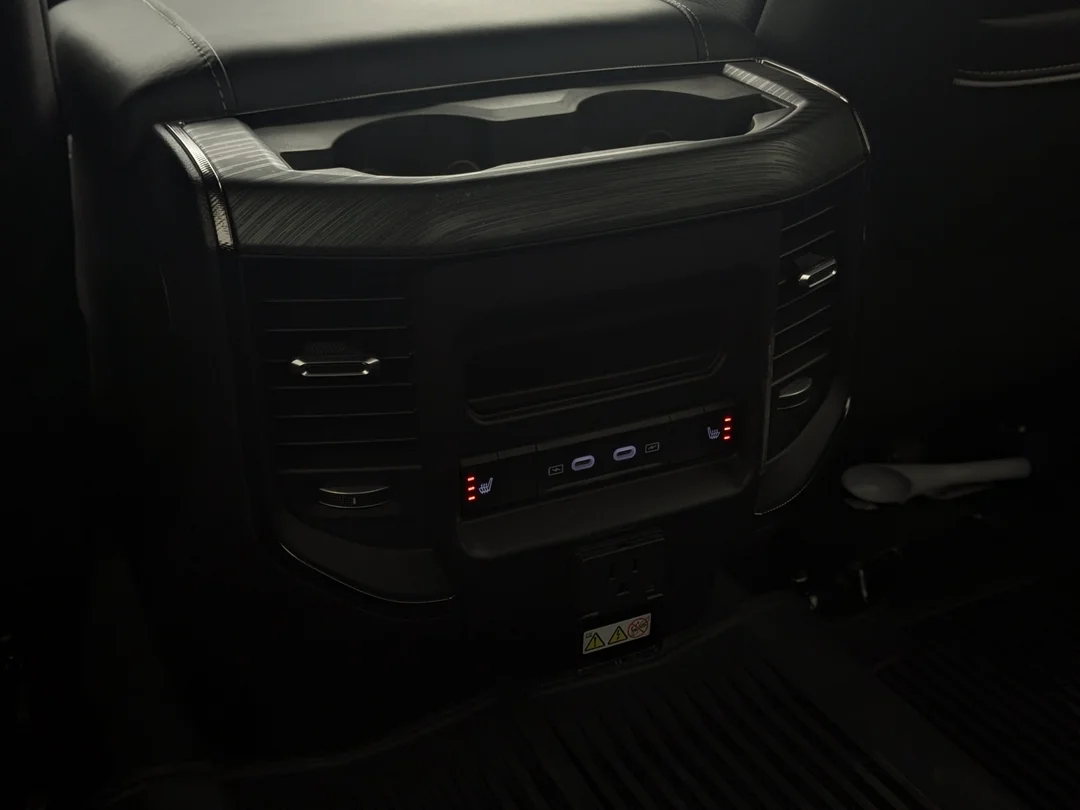 New 2026 Black RAM Rebel - - 4x4 - 6.7L Cummins HO - Rebel Lvl 2 Grp - Rear Air Susp & More! image 30
