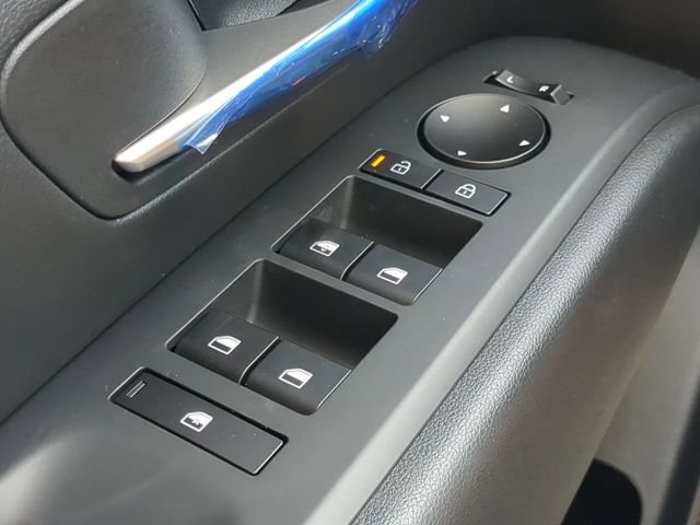 2025 Hyundai Tucson SE - Photo 47
