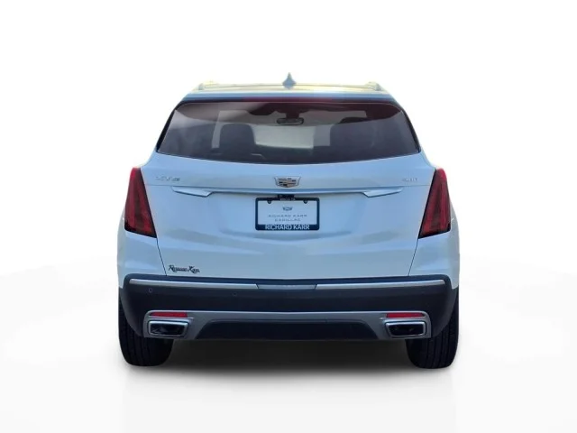 Used 2022 CRYSTAL WHITE TRICOAT Cadillac FWD Premium Luxury image 6