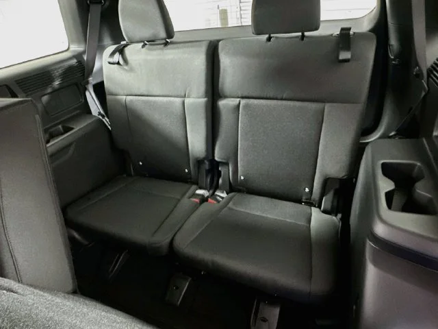 New 2027 Black Hyundai SE image 12