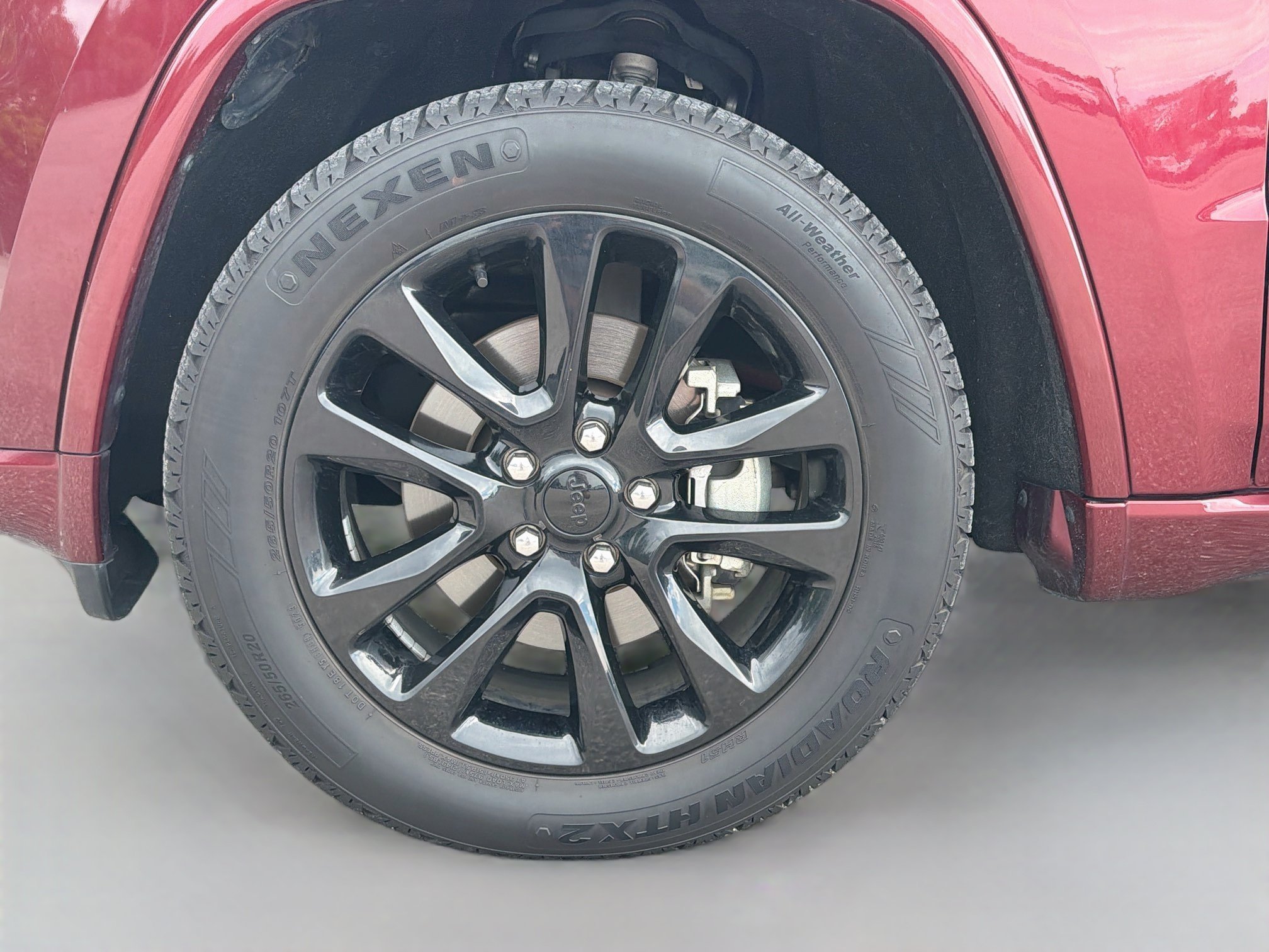 Used 2022 Velvet Red Pearlcoat Jeep Laredo X image 41