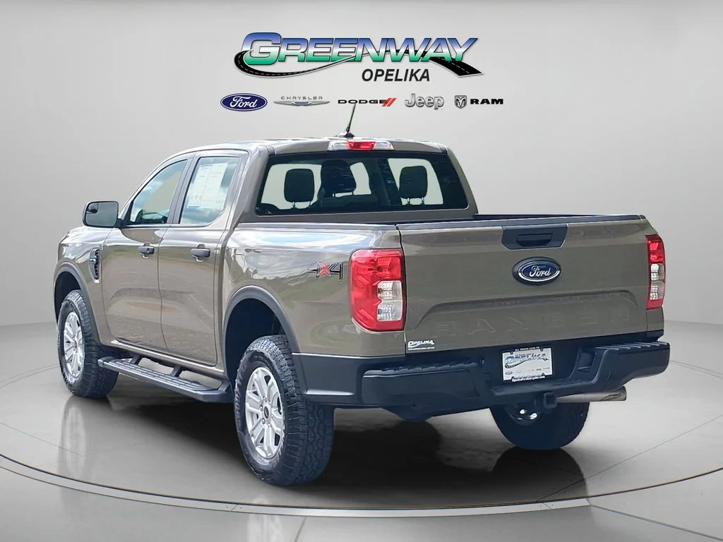 Used 2025 Gray Ford XL image 5