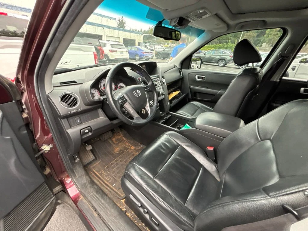Used 2012 Red Honda EX-L image 5
