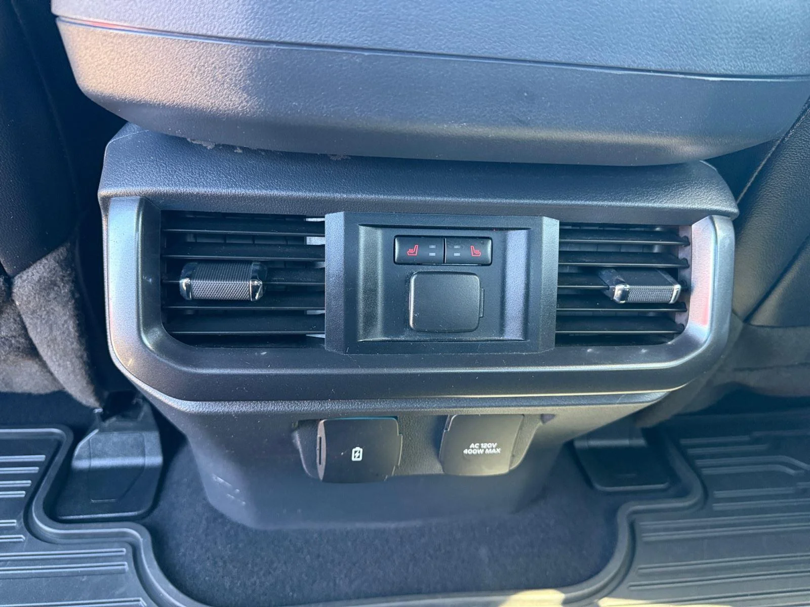 Used 2023 Agate Black Ford LARIAT image 21