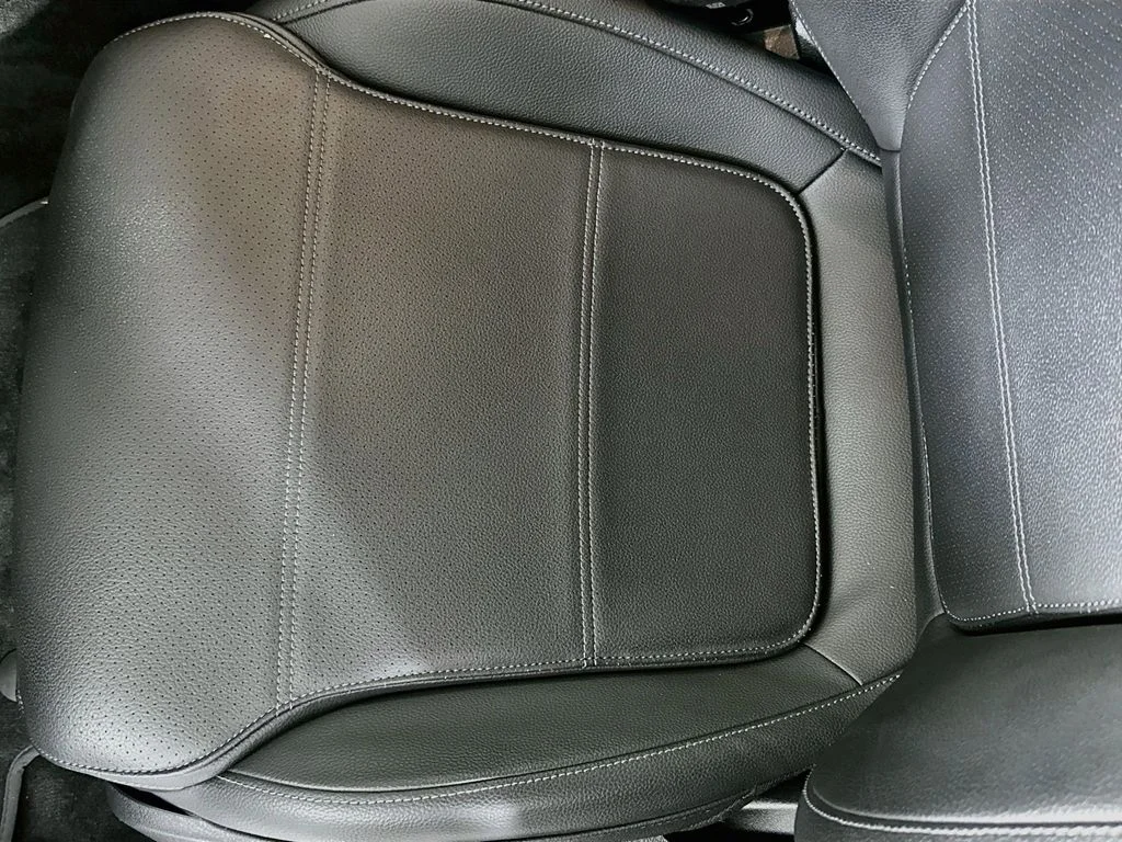 Used 2023 Blue Mercedes-Benz C 300 image 18