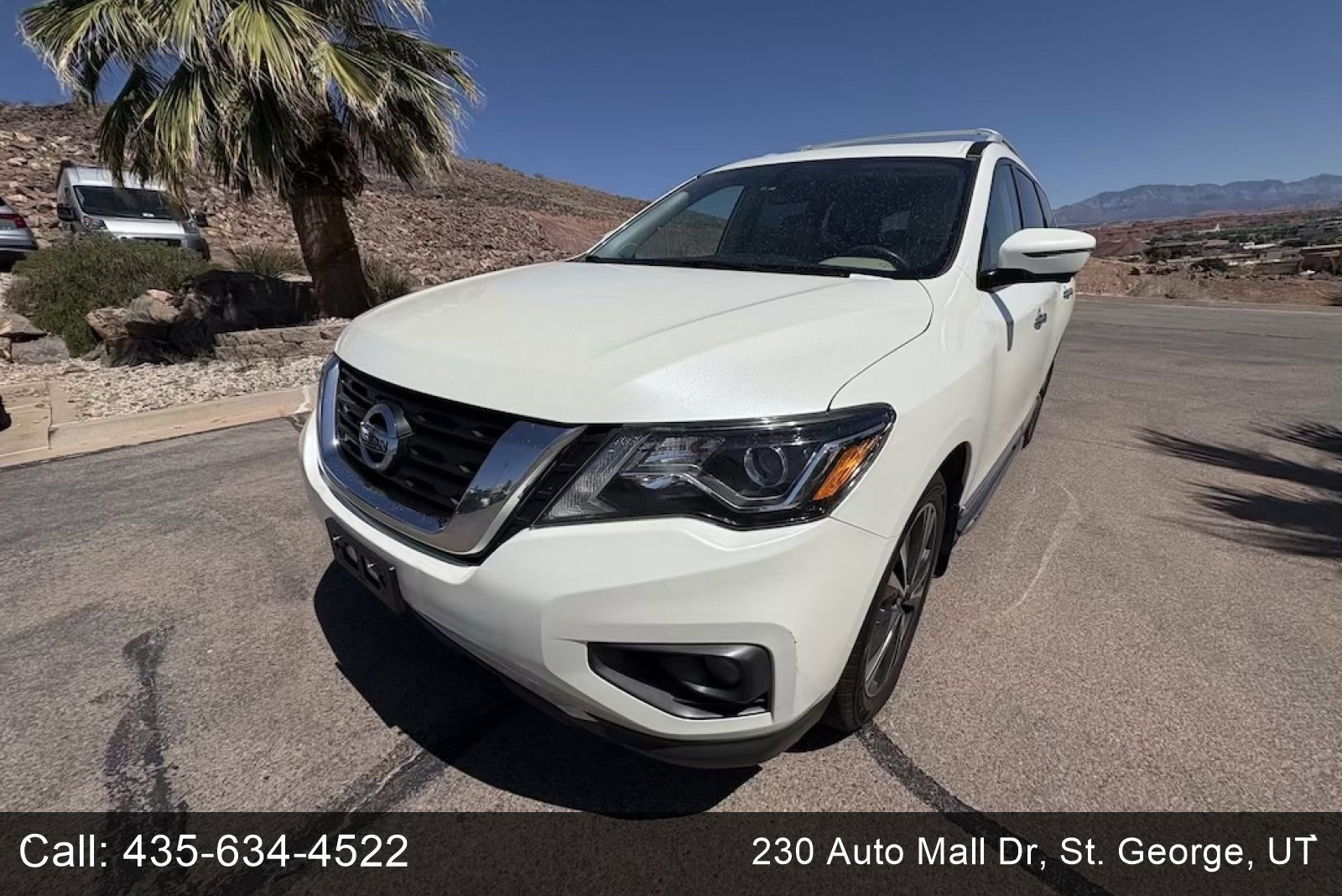 2020 Nissan Pathfinder Platinum 4WD's photo