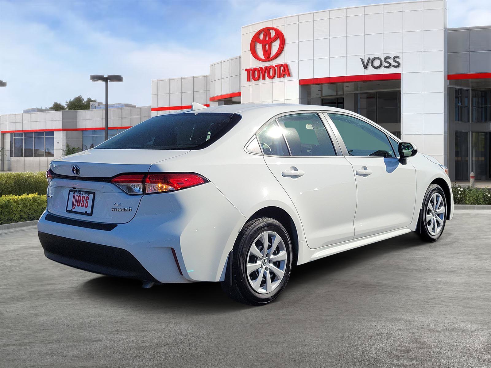 2024 Toyota Corolla LE, photo 3 of 12