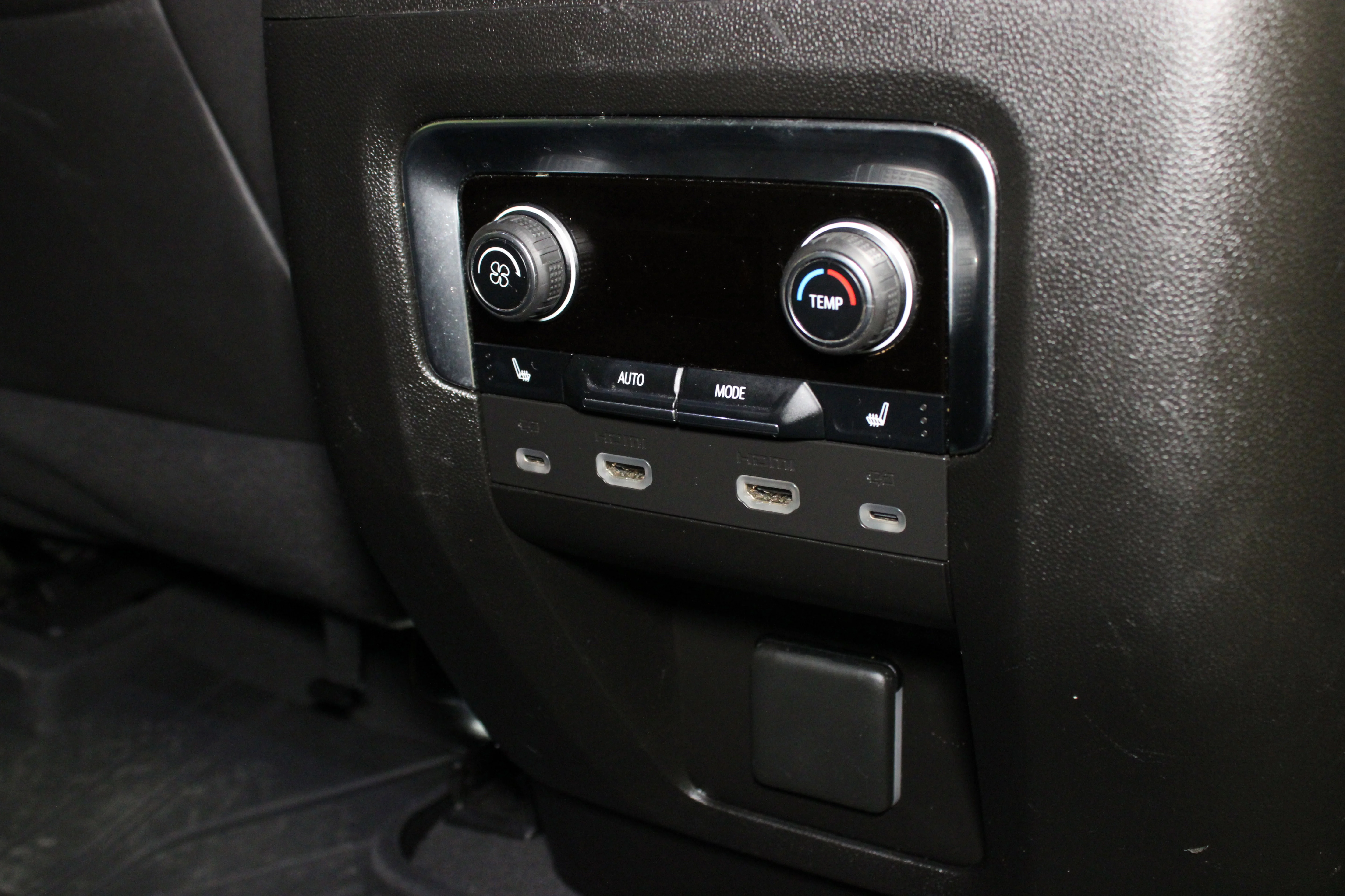 Used 2024 Black Chevrolet Z71 image 20