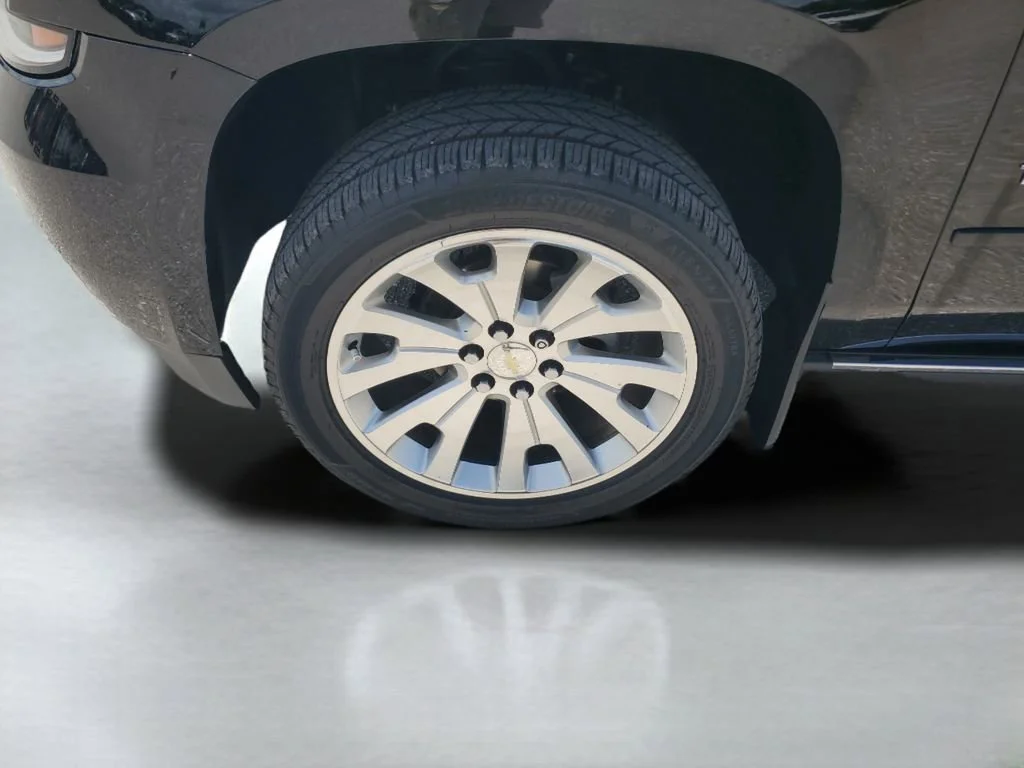 Used 2018 BLACK Chevrolet Premier image 26