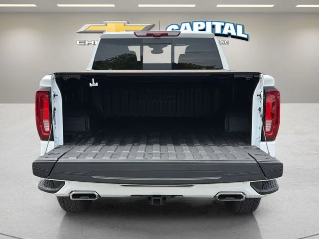 Used 2026 White GMC AT4 image 32