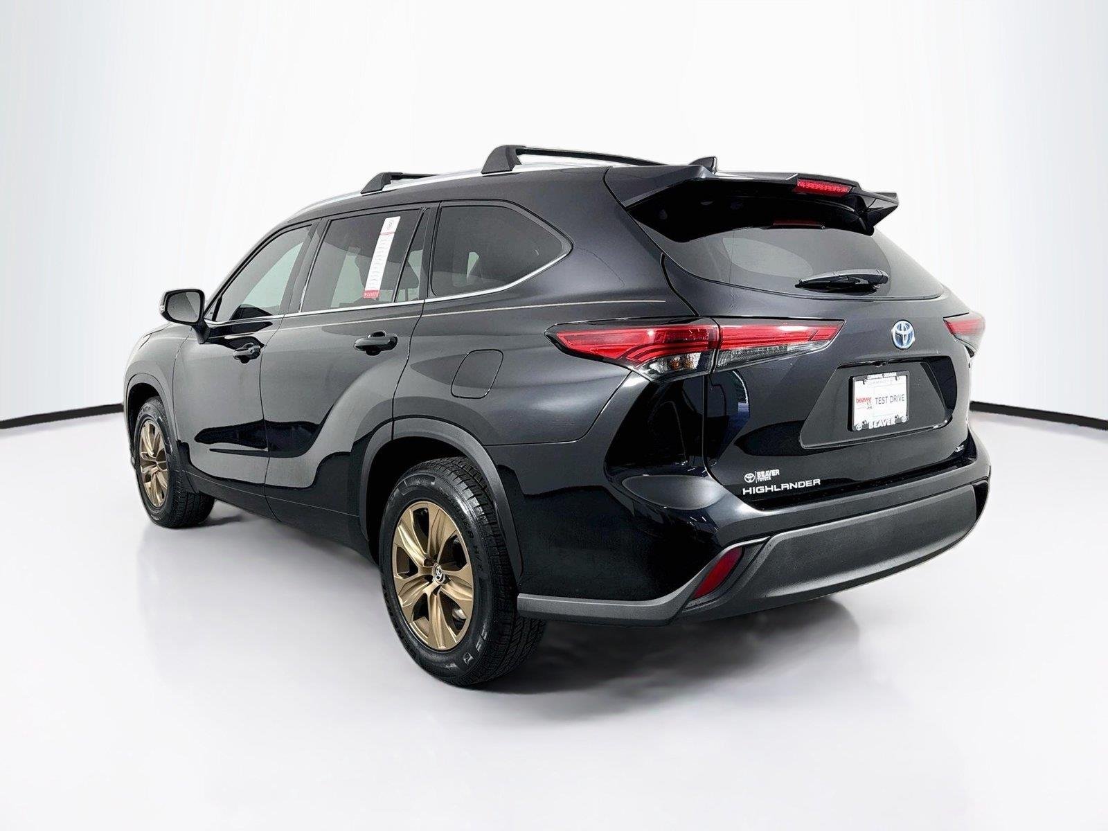 Used 2022 Midnight Black Metallic Toyota Bronze Edition image 12