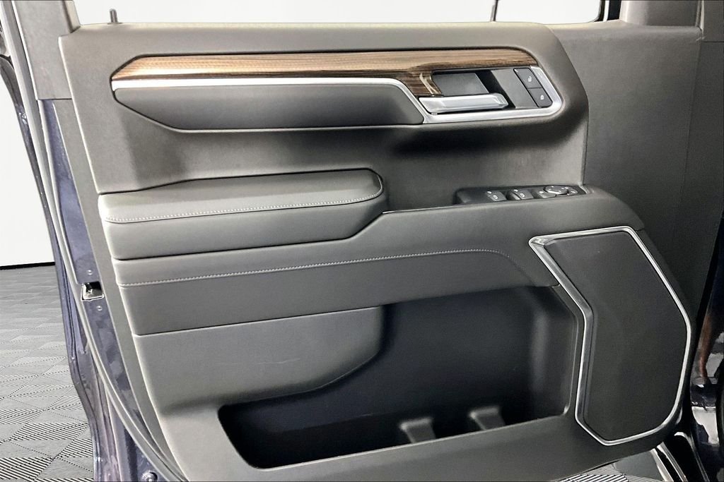 Used 2022 Gray Chevrolet LT Trail Boss image 19