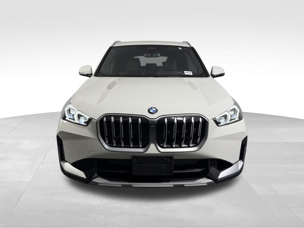 Used 2025 Alpine White BMW xDrive28i image 10