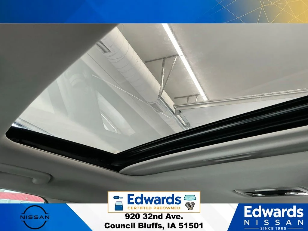 Used 2022 Blue Kia EX image 27
