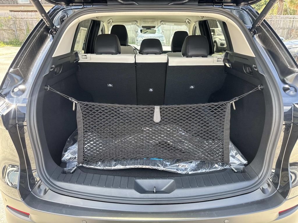 New 2026 Jet Black Mica Mazda 2.5 S Preferred AWD image 7