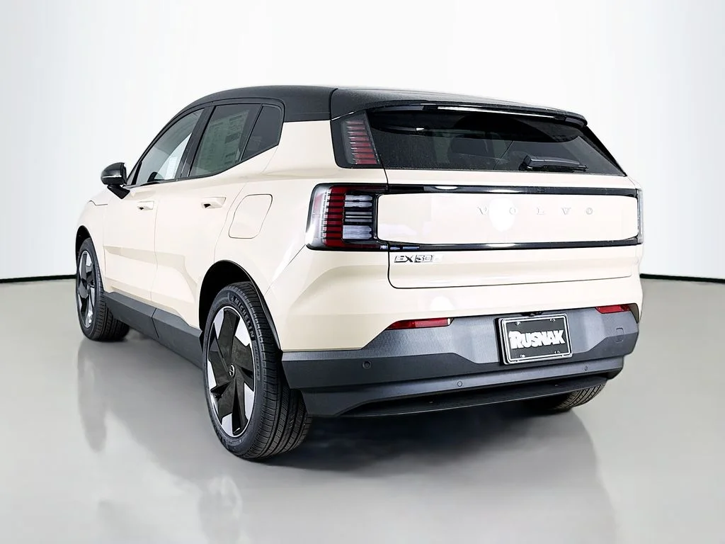 New 2026  Volvo Twin Motor Performance Plus image 5