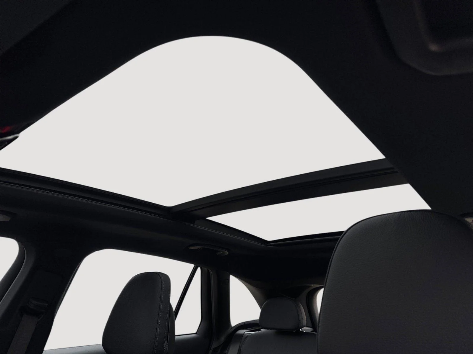 New 2026 Polar White Mercedes-Benz AMG® GLC 43 4MATIC® SUV image 9