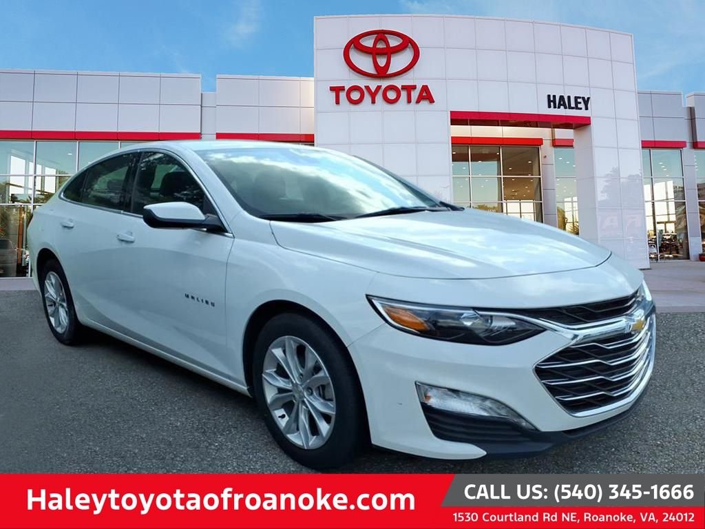 Used 2025 White Chevrolet LT image 1