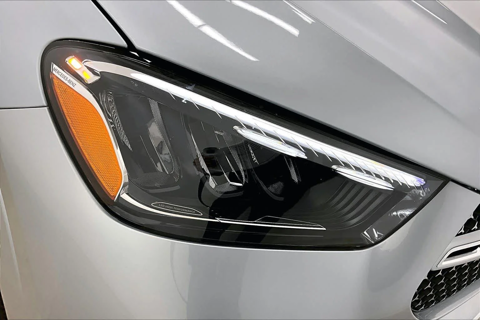 New 2026 Cirrus Silver Metallic Mercedes-Benz GLE 450 image 13