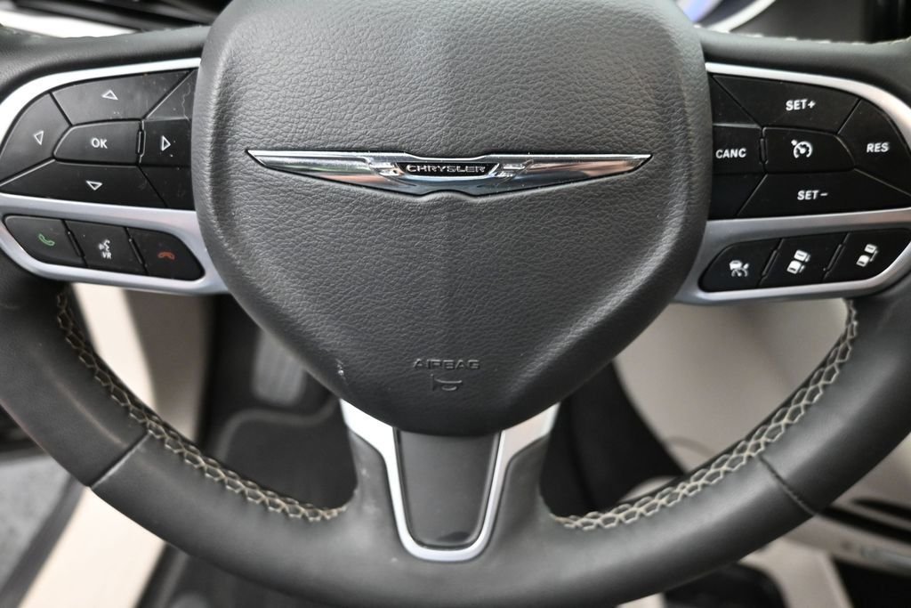 Used 2023 Gray Chrysler Touring L image 17