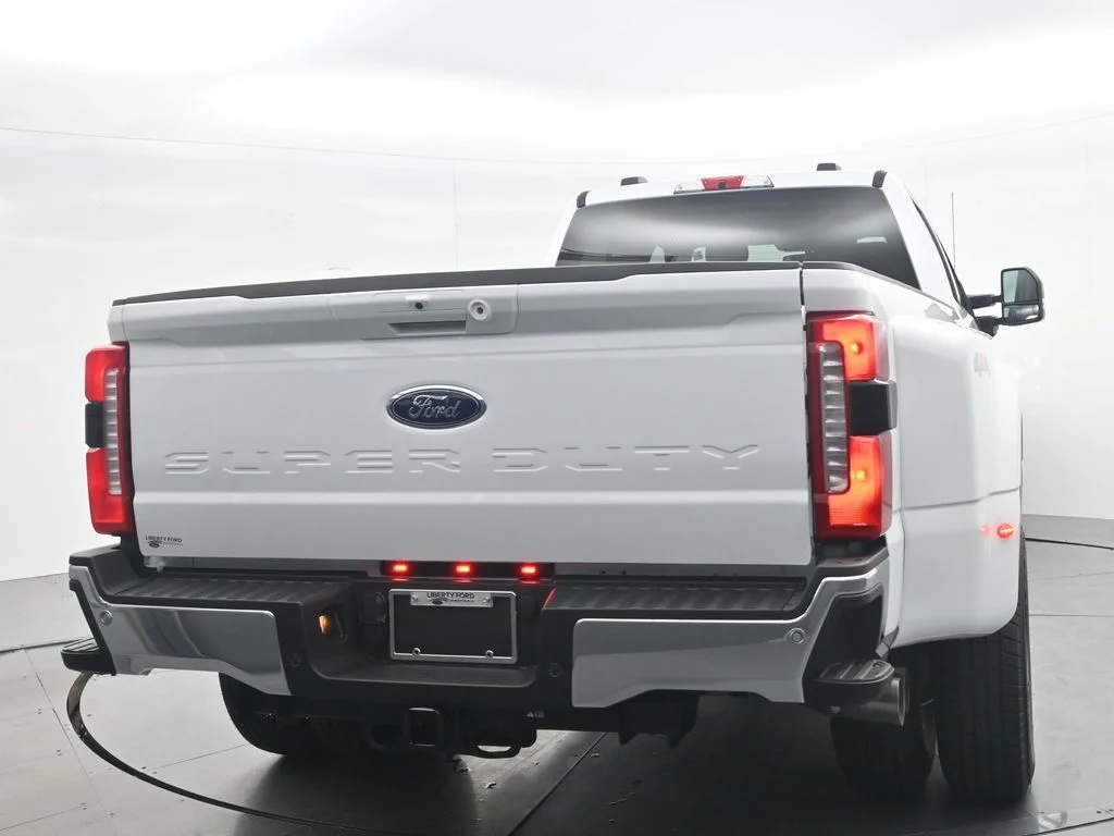 New 2026 Oxford White Ford F-350® XLT image 7