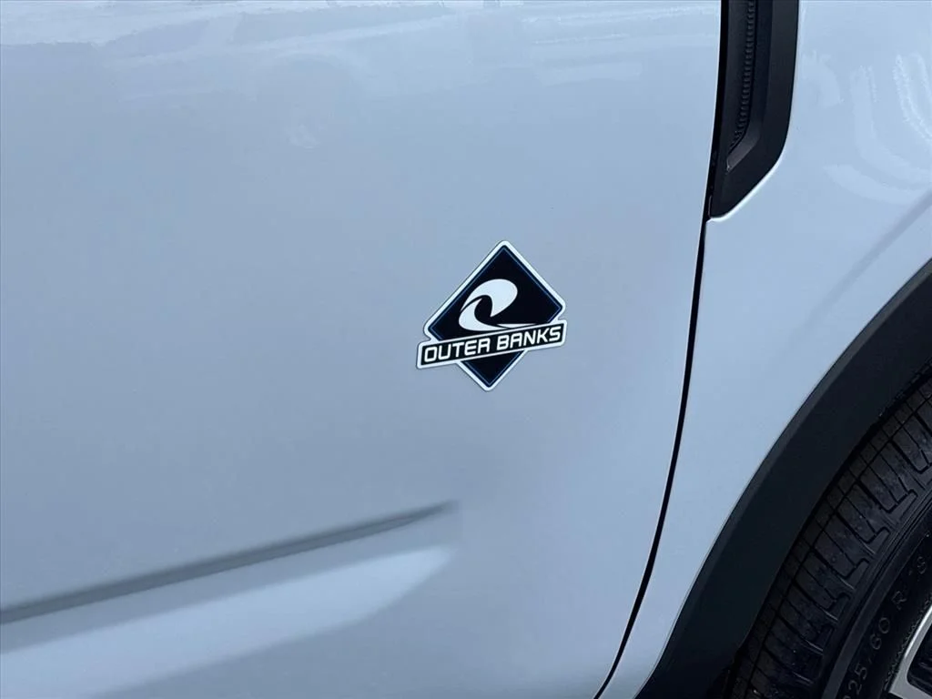 New 2026 Space White Metallic Ford Outer Banks® image 11