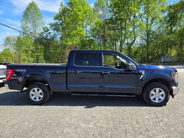 Used 2023 Blue Ford XLT image 9