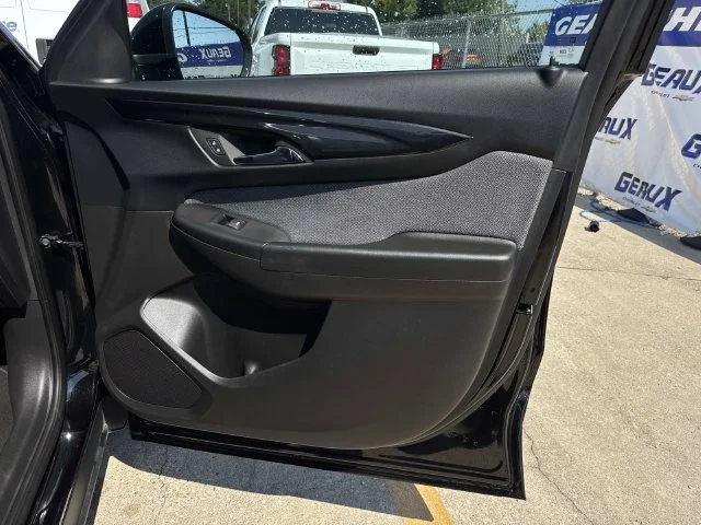 Used 2025 Black Chevrolet LT image 25