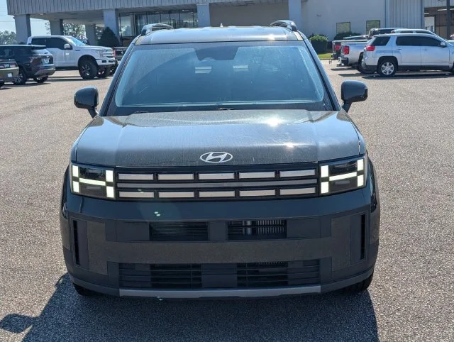 Used 2024 Green Hyundai SEL image 2