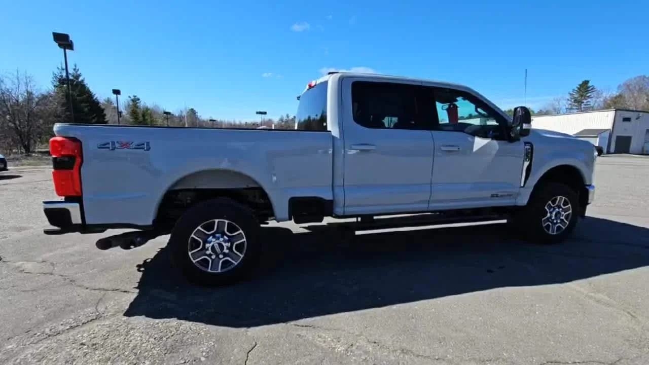 New 2026 Avalanche Ford F-250® Lariat® image 9
