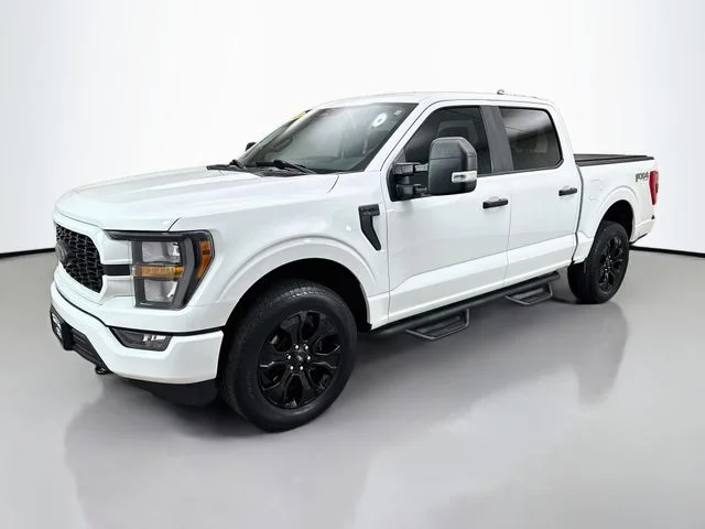 Certified Used 2023 Oxford White Ford XL image 3